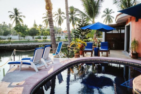 Отель Villa Santa Barbara  Барра  Де Навидад